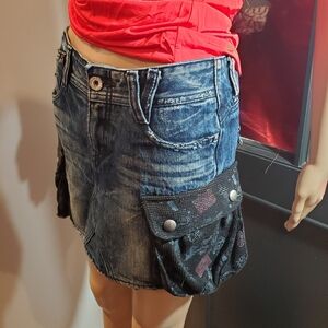 R&P Y2K Jean Skirt w Large Pockets